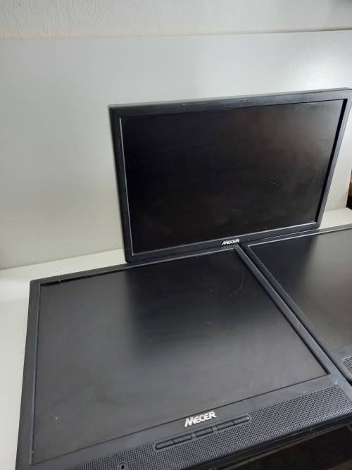 3 x Mecer Monitors/Screens | All Must Go!!!