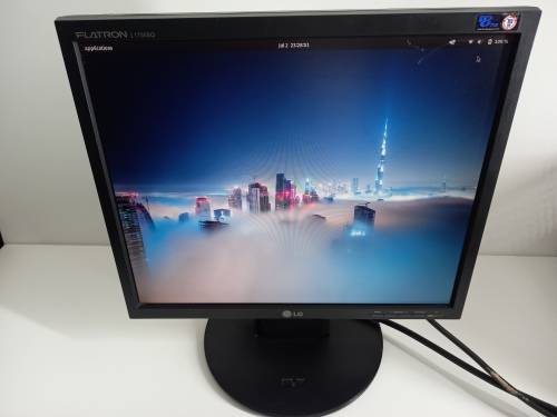 17-inch LG Flatron LCD Monitor (Tested & Working) | 1280 x 1024 Resolution | VGA Port + FREE Cables