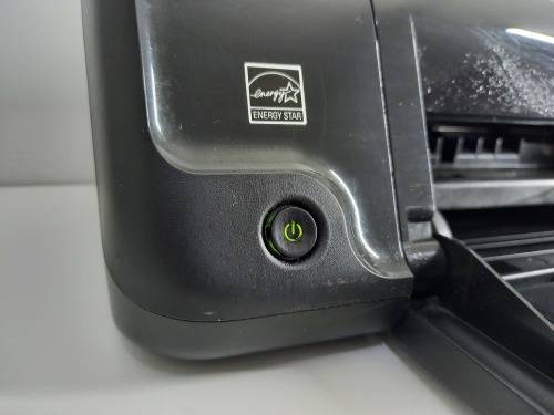 Powers On & Connects To PC | HP Deskjet D1663 Color Printer | No Ink Cartridges