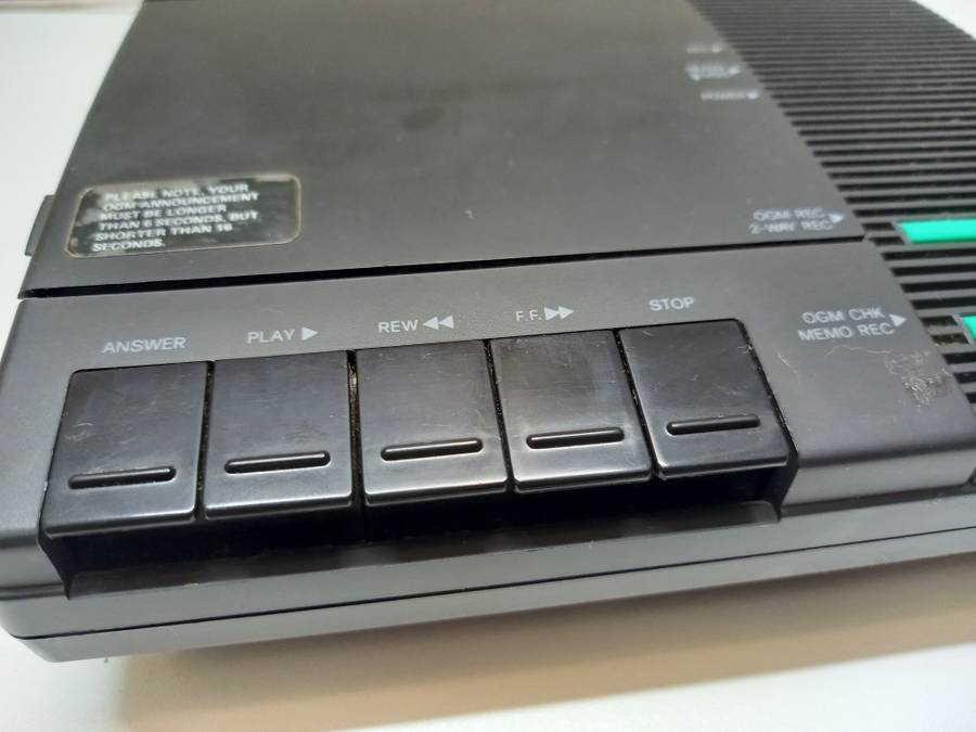 Lucky R99 Deals | Phonemate Telephone Answering Machine TA-104 From The Early 80s/90s