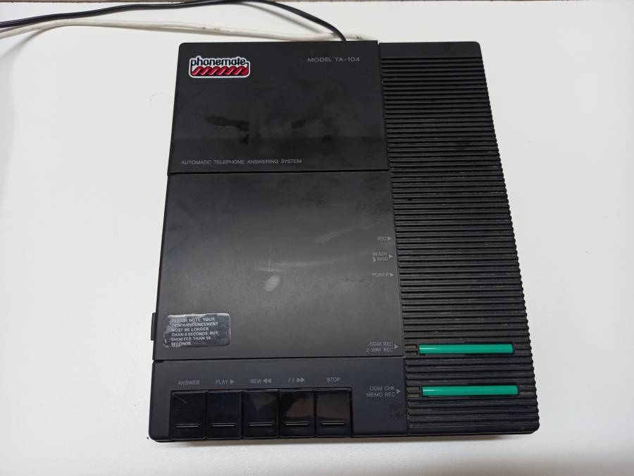 Lucky R99 Deals | Phonemate Telephone Answering Machine TA-104 From The Early 80s/90s