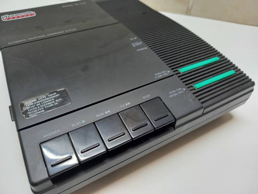 Lucky R99 Deals | Phonemate Telephone Answering Machine TA-104 From The Early 80s/90s