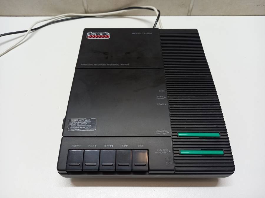 Lucky R99 Deals | Phonemate Telephone Answering Machine TA-104 From The Early 80s/90s