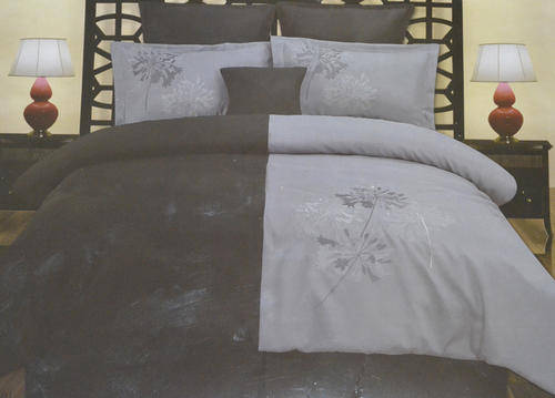 MIDLAND EMBROIDERY 7 PIECE COMFORTER SET - QUEEN SIZE - BLACK AND GREY