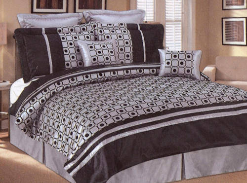 ! FIRST ON BID OR BUY ! 8 - PIECE SILK COMFORTER SET - QUEEN SIZE - SILVER AND BLACK