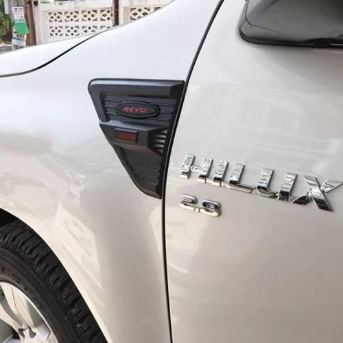 Toyota Hilux / Hilux Revo 2016-2019 Side Vent Trim Cover Set