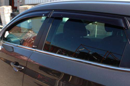 Hyundai Tucson  Gloss Black Windshields Set of 4