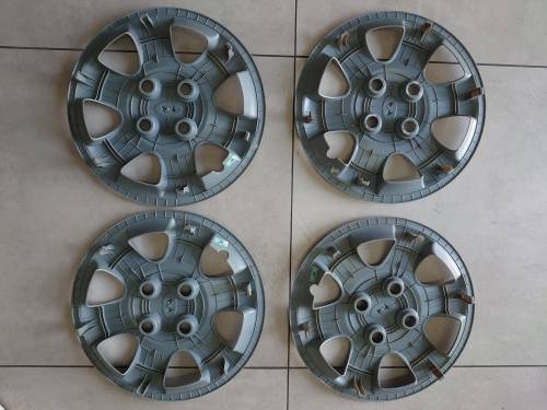 Hyundai 13 Inch Hub Wheel Cover