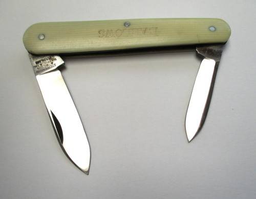 Vintage Sheffield Pocket Knife -- Stephenson & Wilson, England.