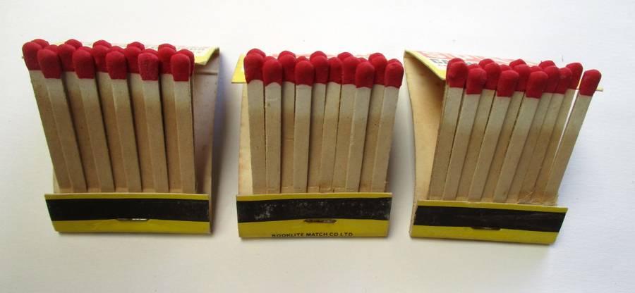 Vintage Spar Match Books / Matches - Boerebeskuit / Glamour Stockings & Canned Fruits