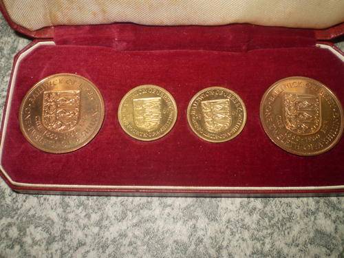 VERY SCARCE ROYAL MINT BAILIWICK OF JERSEY 1660-1960 PROOF SET STUNNING!!