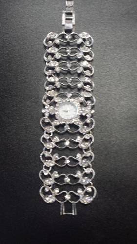 stunning woman's watch **2 on auction**