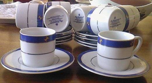 "THE WESTMINSTER" : VERY ELEGANT  : 10 X DEMITASSE DUO'S
