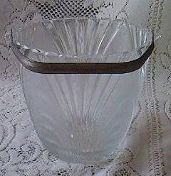 GLASS ICE BUCKET
