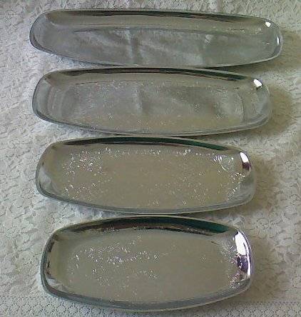 4-PIECE MULTI-PURPOSE CHROME PLATED SERVING TRAY SET