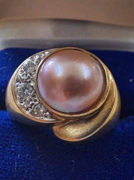 9ct Gold Mabe Ring