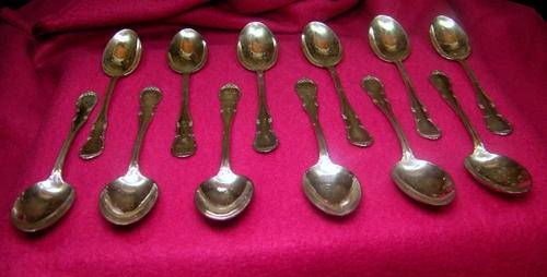 Beautifully patterned 800 silver demi tea spoons
