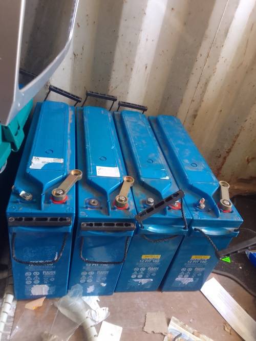 Fiamm Monolite fit 180 solar battery in exceptional condition