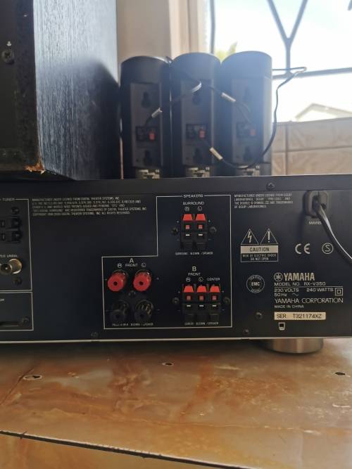 Yamaha RX - V350 home music system