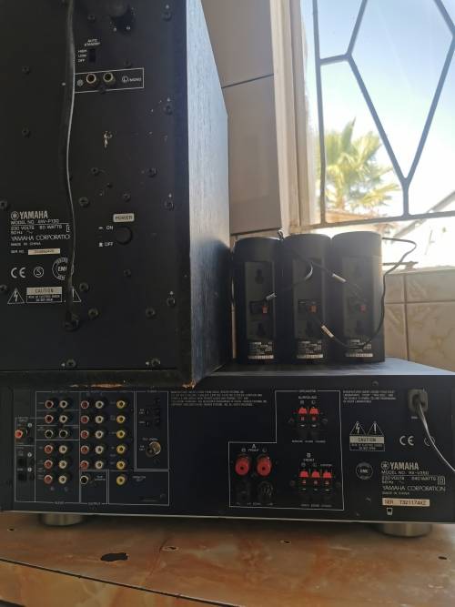 Yamaha RX - V350 home music system