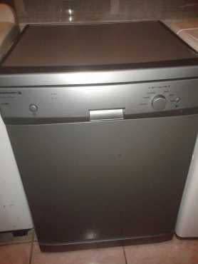 Kelvinator Dishwasher in fairly used condition (KD12MM1)