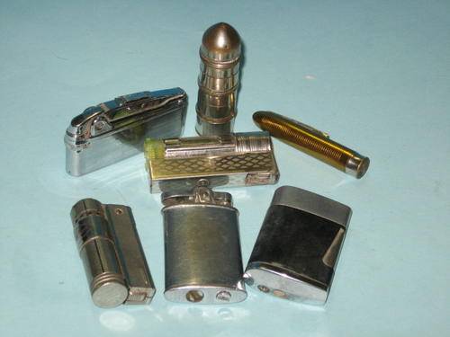 COLLECTION OF VINTAGE CIGARETTE LIGHTERS