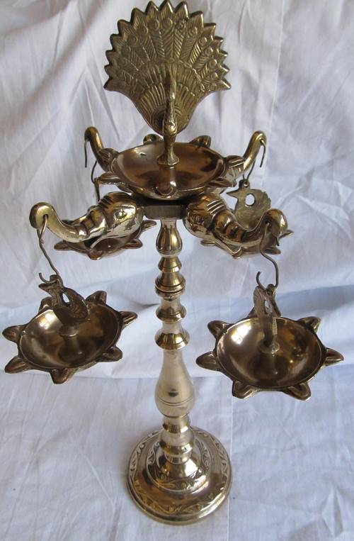 SEVEN FACED STANDALONE BRASS OIL LAMP