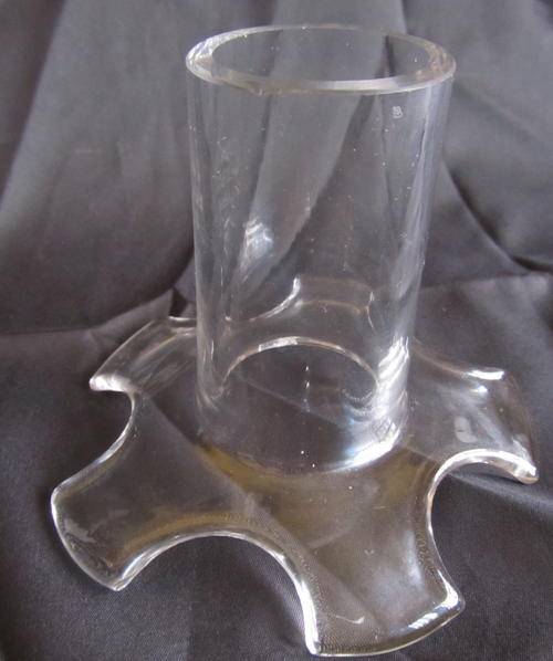 STUART GLASS PIE FUNNEL