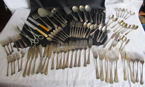 VINTAGE EPNS CUTLERY - OVER 100 PIECES