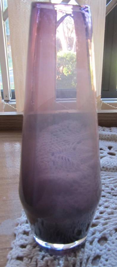 MURANO STYLE VASE