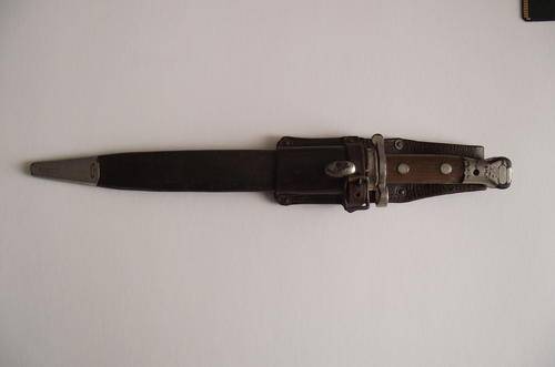 .303 Lee Enfield Bayonet with frog and scabbard