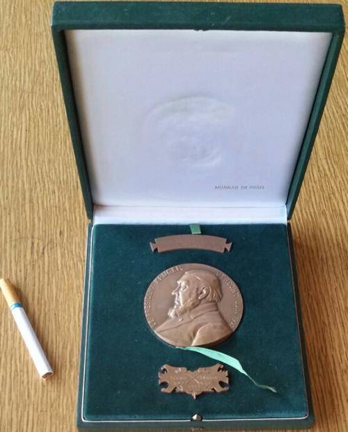 A VERY RARE MEDALLION OF PAUL KRUGER