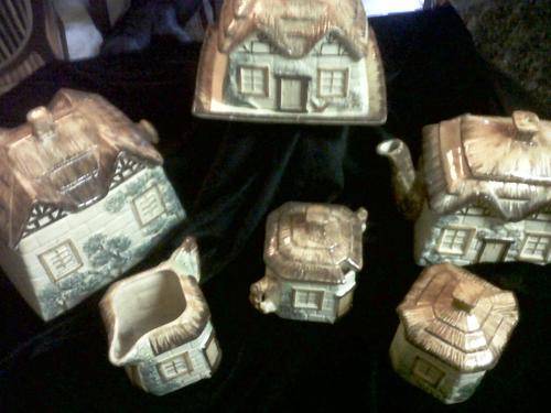 Cottageware (Keele Pottery) Tea Set - Crazy Wednesday!