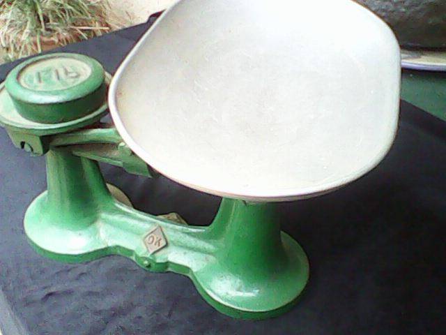 Antique Cast Iron Scale STUNNING! - Crazy Wednesday!!!