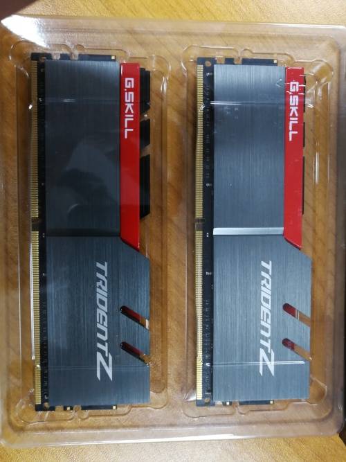 G SKILL TRIDENTZ 16GB DDR4 RAM KIT 3200HZ with WARRANTY
