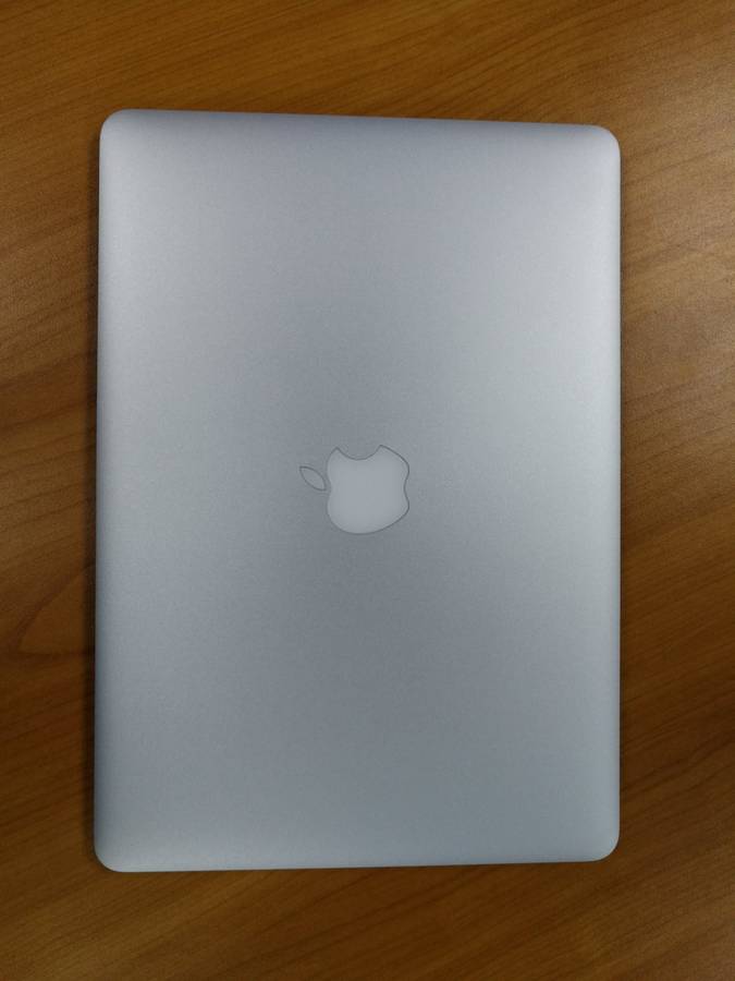 APPLE MACBOOK AIR CORE i5 13INCH!!!