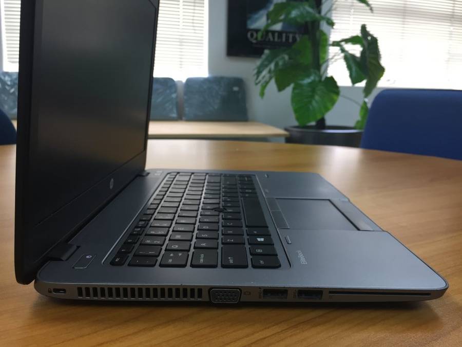 HP ELITEBOOK 745 LAPTOP with RADEON R6 GRAPHICS GREAT CONDITION!!!