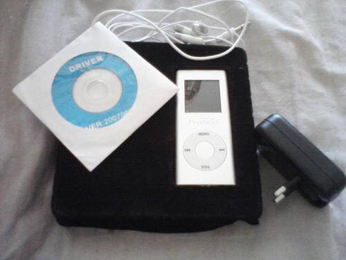 1 GIG PROLINE MP3/MP4 PLAYER WITH SMALL SCREEN FOR VIDEO'S