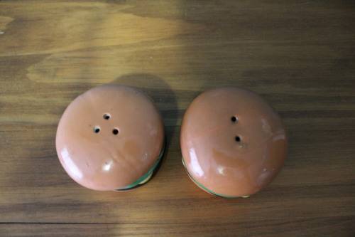 Novelty Burger Shaped Salt and Pepper Set