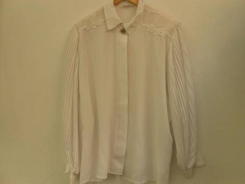 Vintage White Blouse with Lace Detail (Woolworths Size 36)