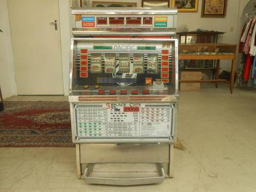 Pacific slots machine - Collectible!!! Make an offer
