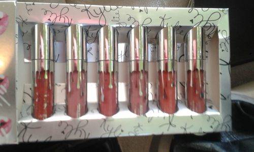 *NEW ARRIVAL* 6 PC KYLIE HOLIDAY EDITION-MINI MATTE LIPSTICK KIT SET 1