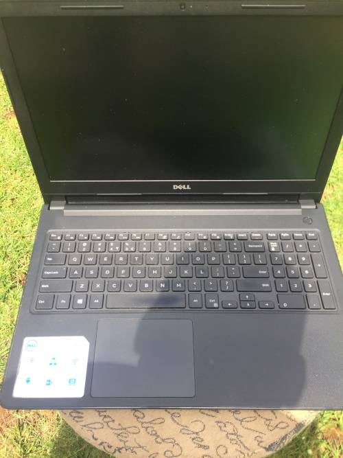 Dell vostro 3568 i3-6006U
