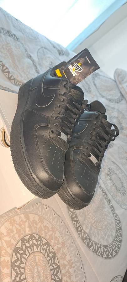 NIKE AIR FORCE 1 `07