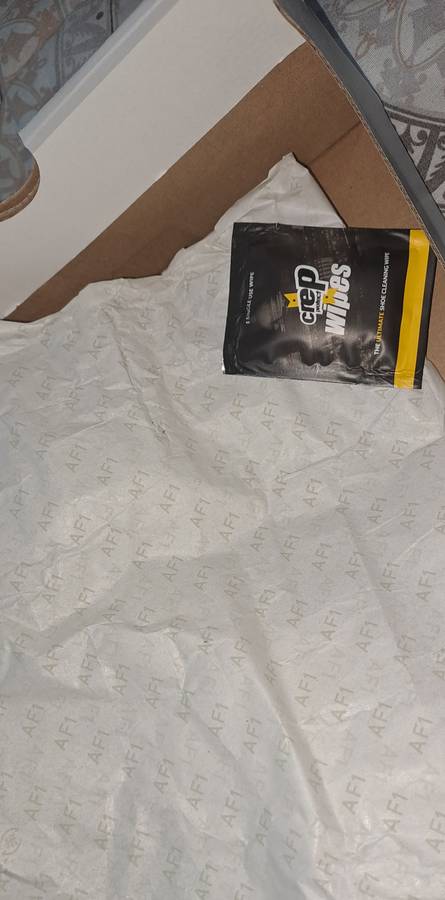 NIKE AIR FORCE 1 `07