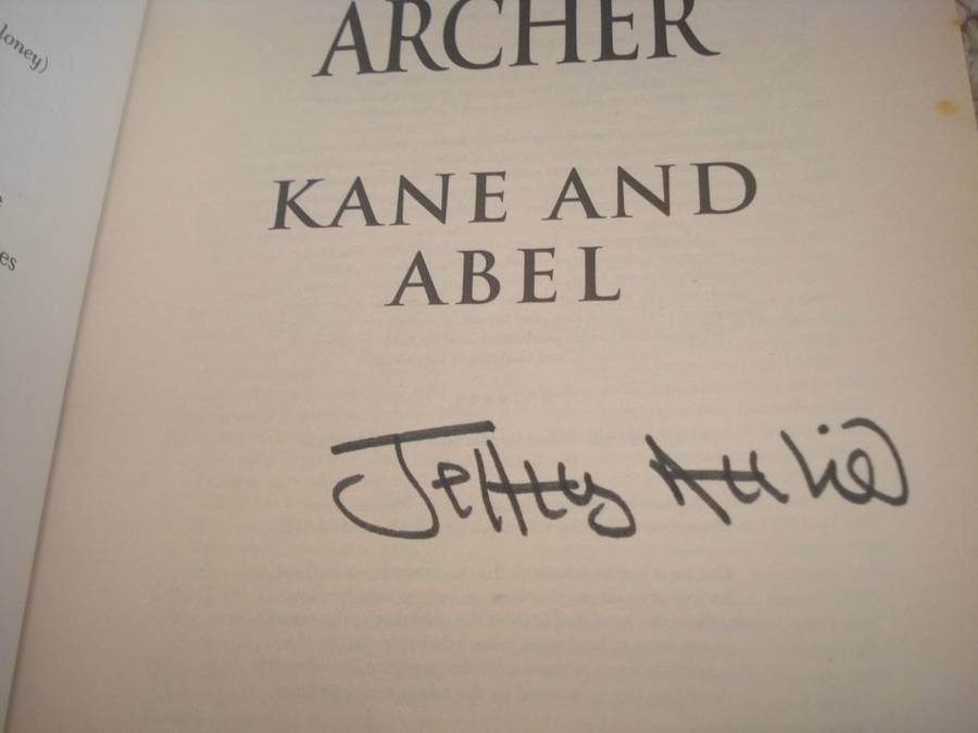 CHRISTMAS BONANZA- ALL SIGNED JEFFREY ARCHER  7 BOOKS-READ BELOW