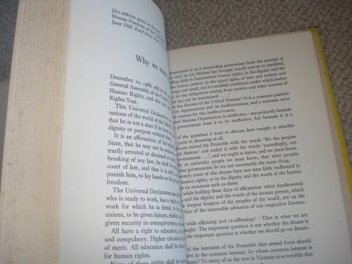 VERY SCARCE AFRICANA " KNOCKING ON THE DOOR " SIGNED BY ALAN PATON !!!!