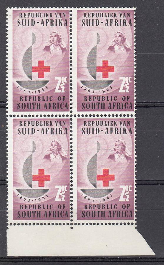 SA-SUPERB UNMOUNTED MINT 2.5c BLOCK SHOWING TWO LINE FLAWS SEE SCAN