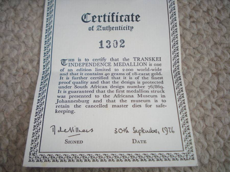 TRANSKEI 1976-INDEPENDENCE MEDALLION  40gram 18 GOLD UNCIRCULATED  LIMITED 1302/2000 READ BELOW