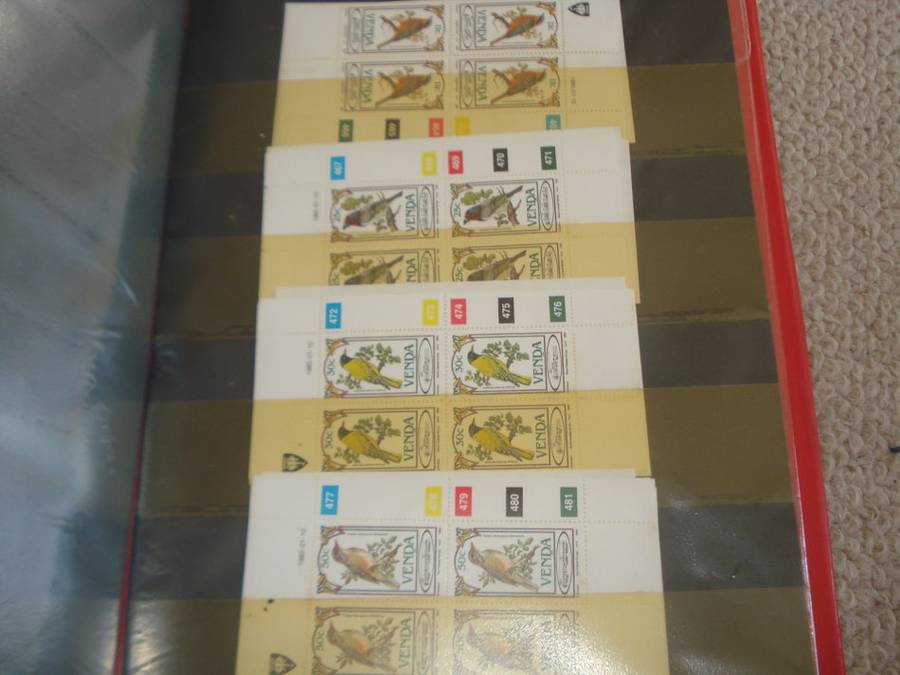 SCARCE HIGH VALUE LOT ABOUT 200+ CONTROLS UNMOUNTED MINT R2400.00++